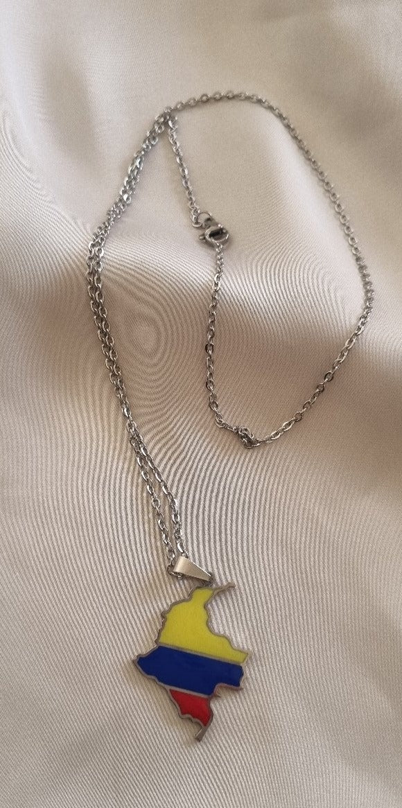 Colombia Silver necklace